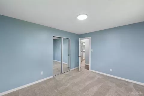 Bedroom - 8707 Moonlight Ln, Cincinnati, OH 45231 photo 7 of 10
