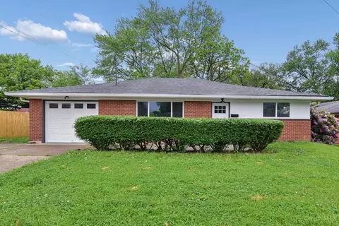8707 Moonlight Ln, Cincinnati, OH 45231