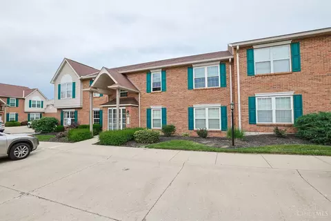 8790 Carrousel Park Cir, Colerain Twp, OH 45251