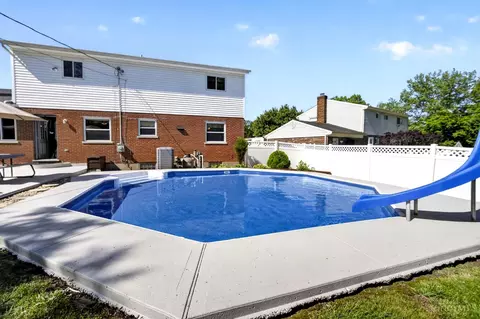 Exterior - 2784 Mahoning Ct, Cincinnati, OH 45233 photo 11 of 11