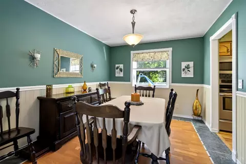 Dining - 2784 Mahoning Ct, Cincinnati, OH 45233 photo 2 of 3