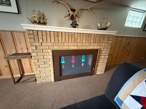 Living - 2795 Westbrook Dr, Cincinnati, OH 45211 photo 5 of 5