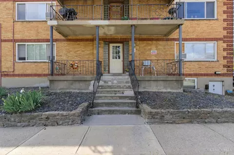 Exterior - 781 Clanora Dr, Cincinnati, OH 45205 photo 4 of 6