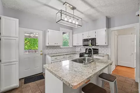 Kitchen - 3231 Darwin Ave, Cincinnati, OH 45211 photo 2 of 3