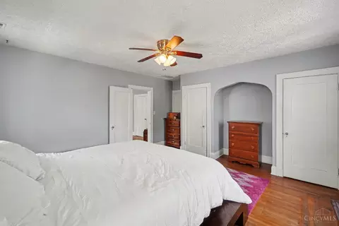 Bedroom - 3231 Darwin Ave, Cincinnati, OH 45211 photo 5 of 7