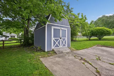 Exterior - 5032 Willnet Dr, Cincinnati, OH 45238 photo 8 of 9