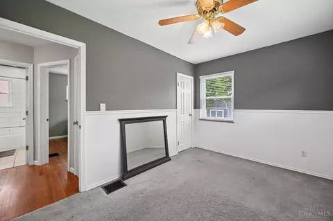 Bedroom - 5032 Willnet Dr, Cincinnati, OH 45238 photo 3 of 11