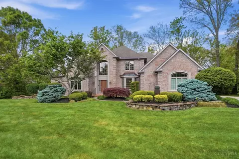 11063 Grandstone Ln, Montgomery, OH 45249