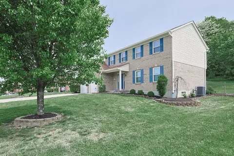 Exterior - 4388 Simca Ln, Cincinnati, OH 45211 photo 9 of 10