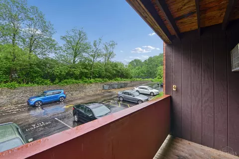 Exterior - 4808 Chalet Dr, Saint Bernard, OH 45217 photo 10 of 11