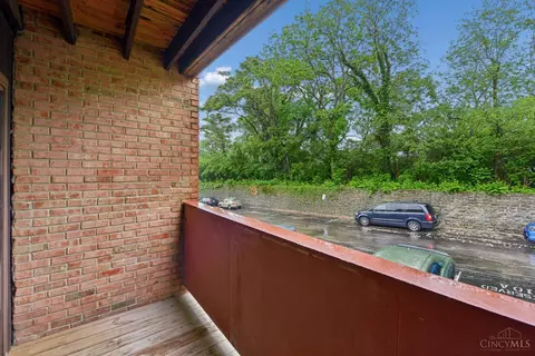 Exterior - 4808 Chalet Dr, Saint Bernard, OH 45217 photo 9 of 11