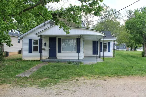 78 Third St, Peebles, OH 45660
