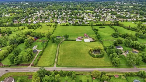 4060 Princeton Rd, Hamilton, OH 45011