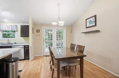 Dining - 4613 Laurel View Dr, Cincinnati, OH 45244 photo 1 of 3