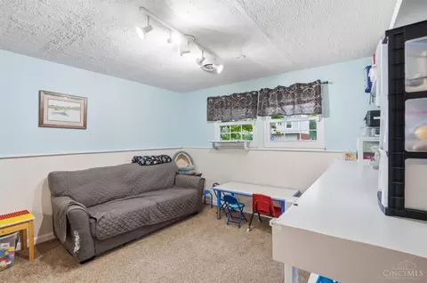 Bedroom - 4613 Laurel View Dr, Cincinnati, OH 45244 photo 7 of 7