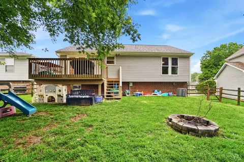 Exterior - 4613 Laurel View Dr, Cincinnati, OH 45244 photo 10 of 19