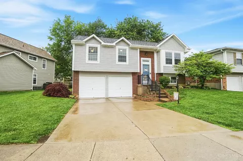 Exterior - 4613 Laurel View Dr, Cincinnati, OH 45244 photo 4 of 19