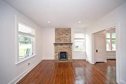 Living - 1451 Sutton Ave, Cincinnati, OH 45230 photo 2 of 5