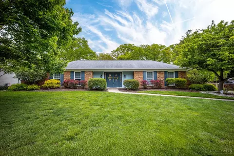 10322 Lochcrest Dr, Cincinnati, OH 45231