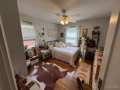 Bedroom - 6934 Merwin Ave, Cincinnati, OH 45227 photo 1 of 6