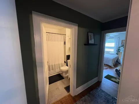 Entry Way - 6934 Merwin Ave, Cincinnati, OH 45227 photo 1 of 3