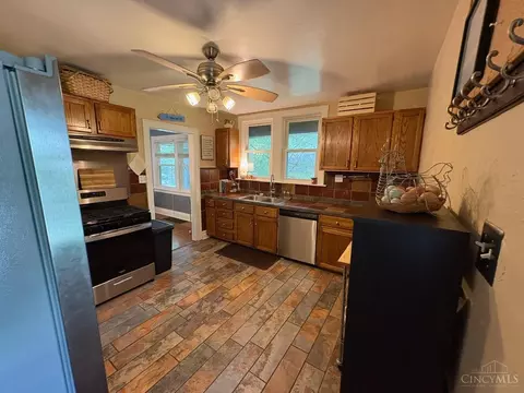 Kitchen - 6934 Merwin Ave, Cincinnati, OH 45227 photo 3 of 3