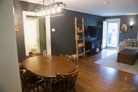 Dining - 6934 Merwin Ave, Cincinnati, OH 45227 photo 2 of 2