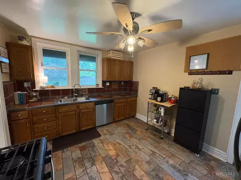 Kitchen - 6934 Merwin Ave, Cincinnati, OH 45227 photo 2 of 3
