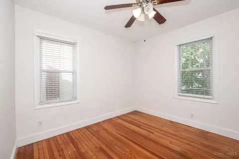 Bedroom - 2846 Markbreit Ave, Cincinnati, OH 45209 photo 5 of 8