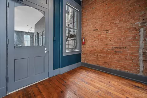 1341 Main St, Cincinnati, OH 45202 photo 3