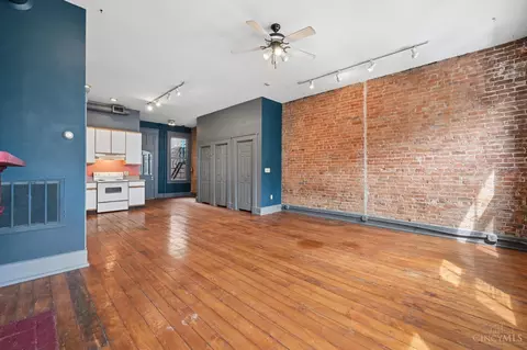 1341 Main St, Cincinnati, OH 45202 photo 12