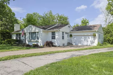 1530 Maple Ave, Wyoming, OH 45215