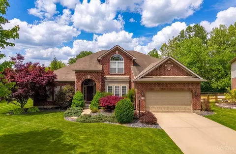 10801 Carolina Pines Dr, Harrison, OH 45030