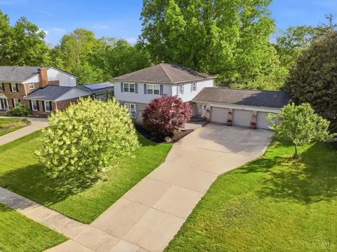 8009 Blairhouse Dr, Cincinnati, OH 45244