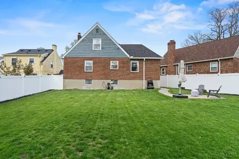 Exterior - 3947 Holman Cir, Silverton, OH 45236 photo 10 of 12