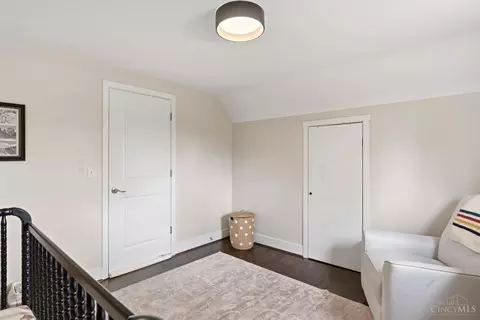 Bedroom - 3947 Holman Cir, Silverton, OH 45236 photo 6 of 9