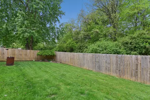 Exterior - 328 Nightwind Dr, Maineville, OH 45039 photo 9 of 10