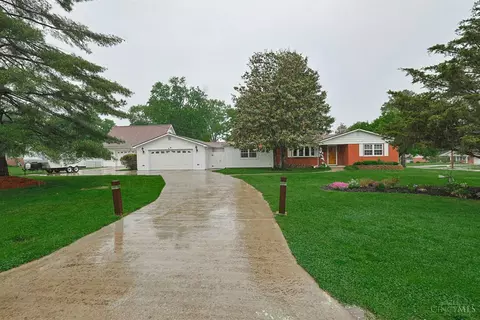 7359 Stephen St, Hamilton Township, OH 45039