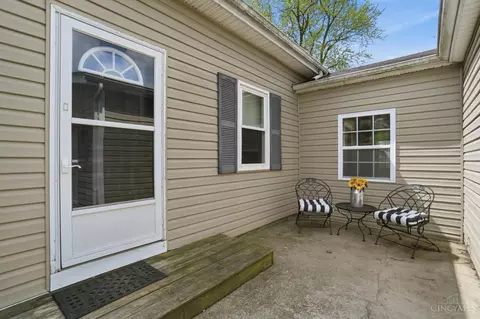 Exterior - 9495 Morrow Cozaddale Rd, Morrow, OH 45152 photo 4 of 13