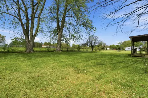 Exterior - 9495 Morrow Cozaddale Rd, Morrow, OH 45152 photo 9 of 13