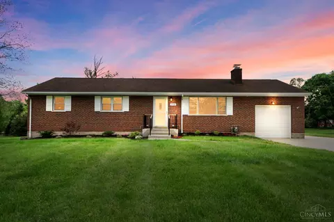 944 Indianwood Dr, Mason, OH 45040