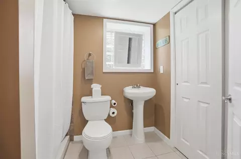 Bath - 475 Craig Rd, Cincinnati, OH 45244 photo 6 of 7