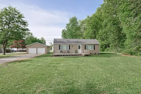 2433 Swings Corner Pt Isabel Rd, Bethel, OH 45106