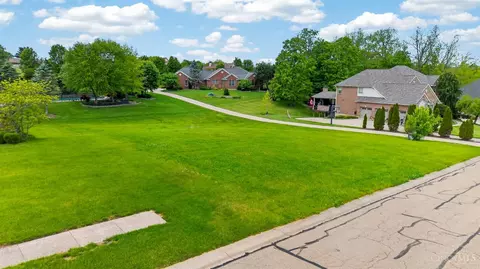 6137 Rose Petal Dr, Green Twp, OH 45247