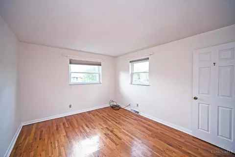 Bedroom - 4615 Largo Dr, Cincinnati, OH 45236 photo 1 of 5