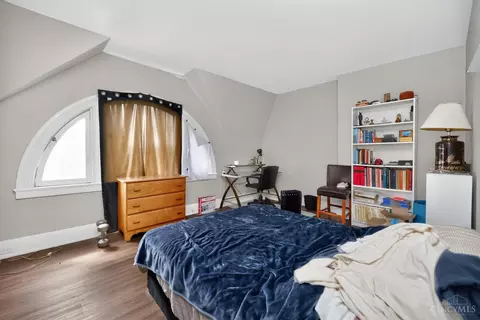Bedroom - 964 Windsor St, Cincinnati, OH 45206 photo 5 of 7