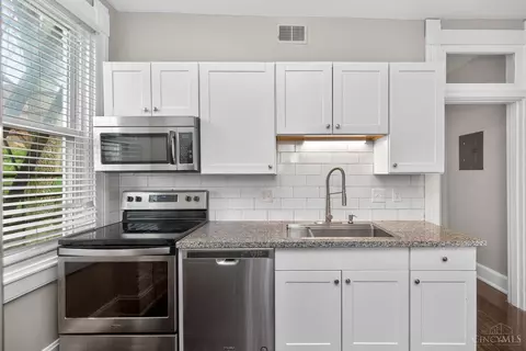 Kitchen - 964 Windsor St, Cincinnati, OH 45206 photo 6 of 10