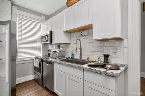 Kitchen - 964 Windsor St, Cincinnati, OH 45206 photo 10 of 10