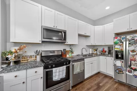 Kitchen - 964 Windsor St, Cincinnati, OH 45206 photo 3 of 10