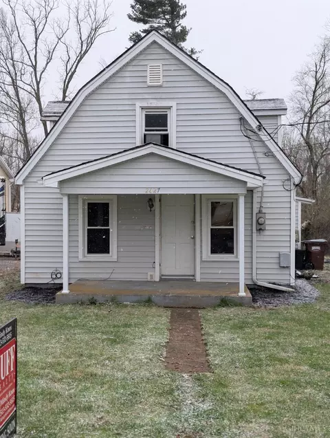 2627 Gaylord Ave, Bethel, OH 45106